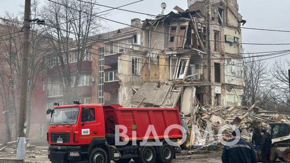 Ruins and shattered windows: how Kryvyi Rih is recovering from the missile strike on Christmas Eve (PHOTOS, VIDEO).