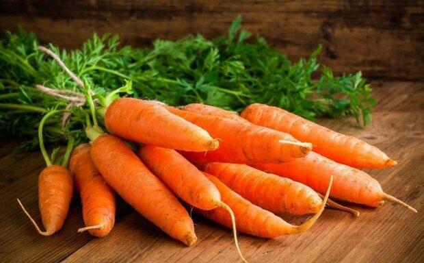 Carrot prices in Ukraine are hitting record highs as the vegetable quickly disappears from store shelves.