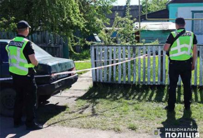 В селе Полесское военный убил жену и дочь, после чего застрелился
